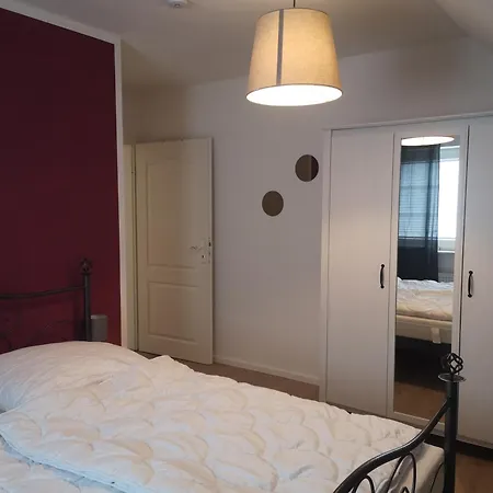 Gluehwuermchen דירה